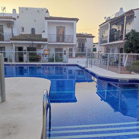 Nueva Nerja 22 Menyber Villa Bagian luar foto