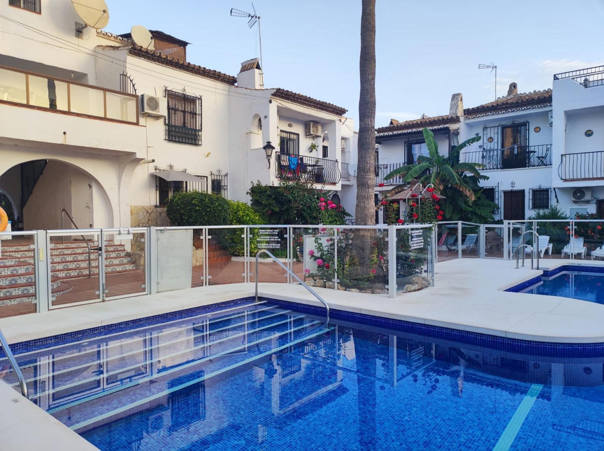 Nueva Nerja 22 Menyber Villa Bagian luar foto