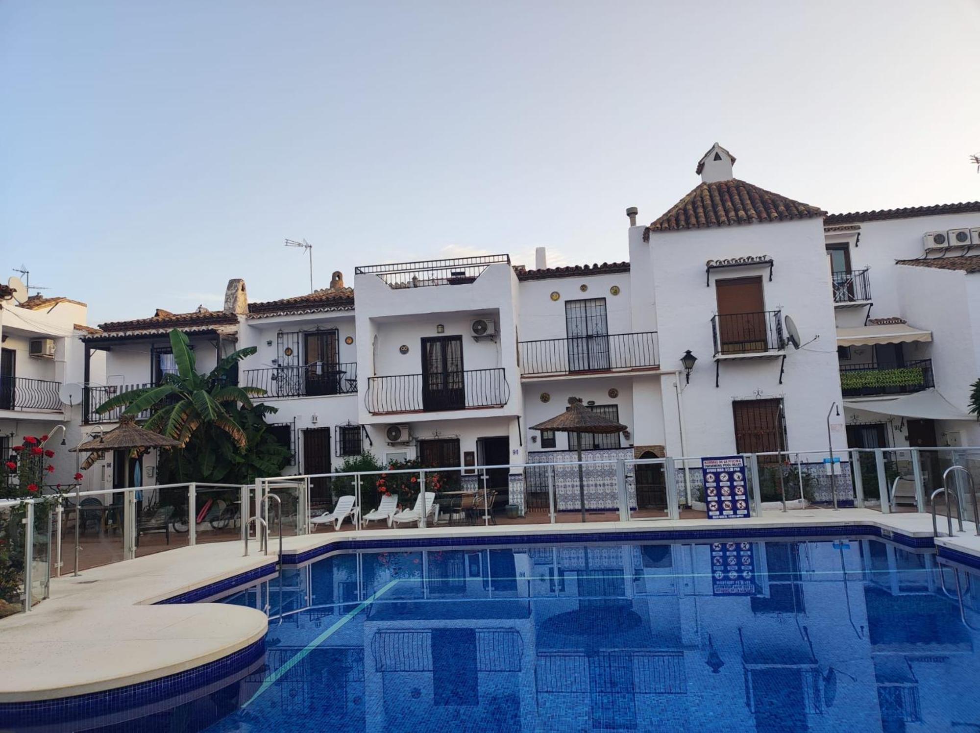 Nueva Nerja 22 Menyber Villa Bagian luar foto